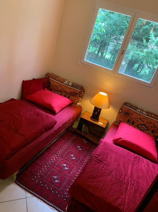 Maisonnette En Clairiere De Foret Gambais Exteriör bild